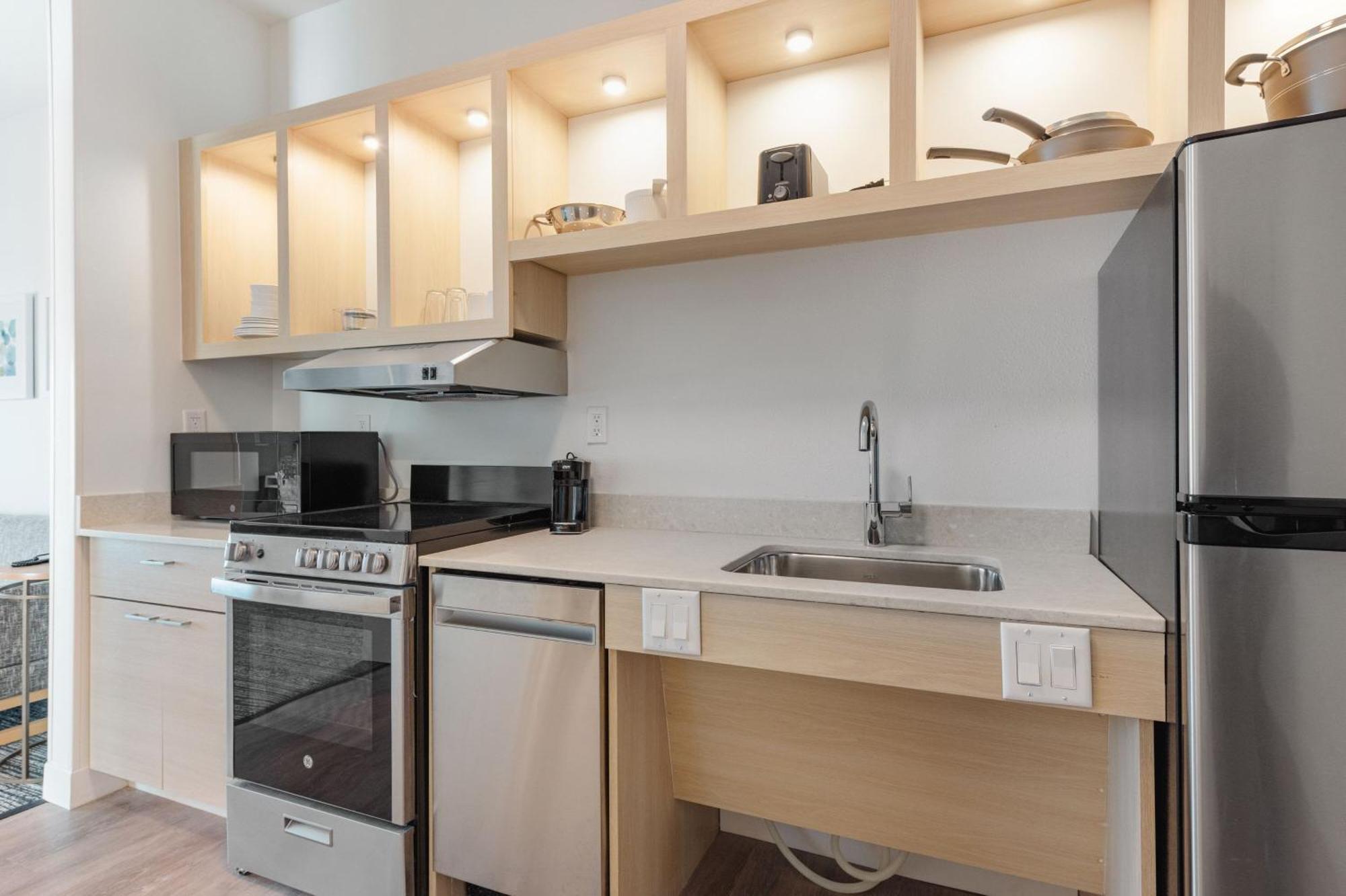 Towneplace Suites By Marriott Pueblo Downtown Екстериор снимка