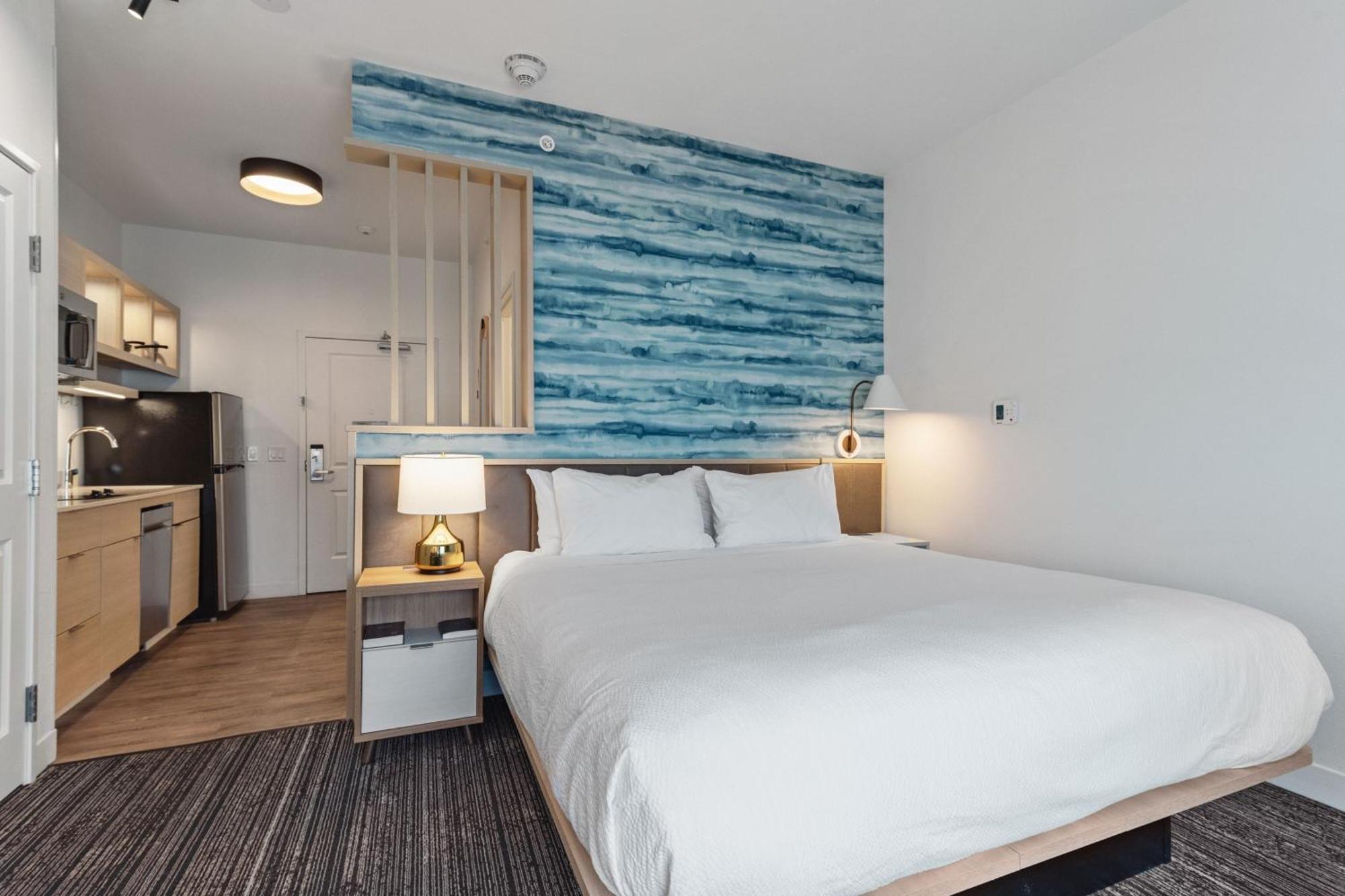 Towneplace Suites By Marriott Pueblo Downtown Екстериор снимка